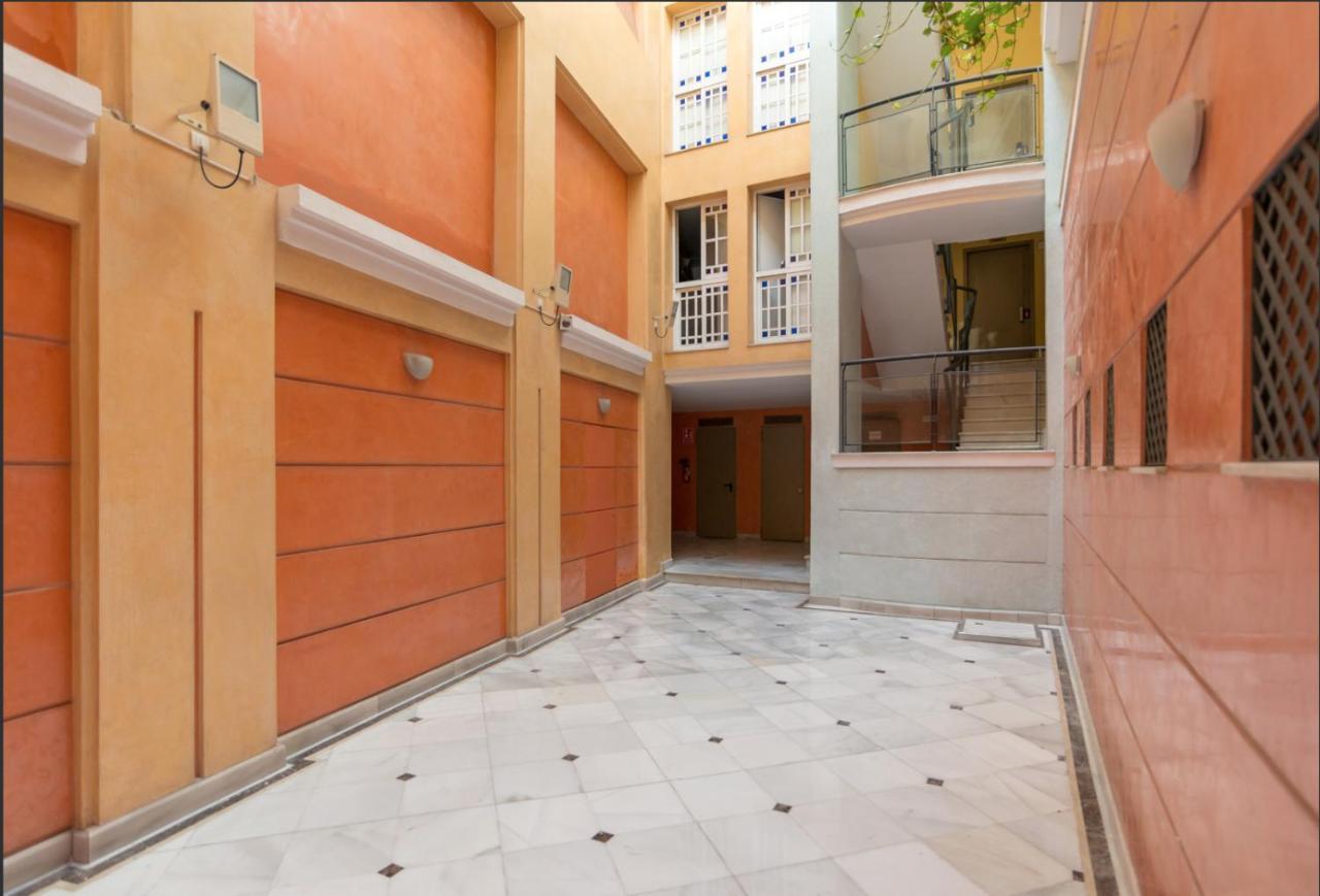 Merced10 2B Malaga Exterior photo
